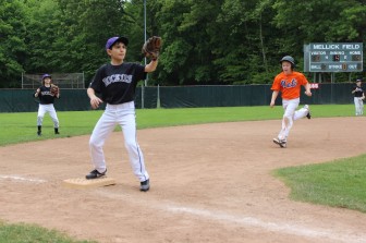 Alex Stanziano waits for the throw while Johnny Maechling steals 3B.