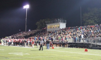 Huge crowd at Dunning for the Rams home opener. (Terry Dinan photo)