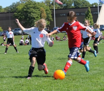 The New Canaan U9 Girls Red soccer team exploded in their second game of the season, defeating Fairfield United Team 2 with a score of 7-1. Contributed photo