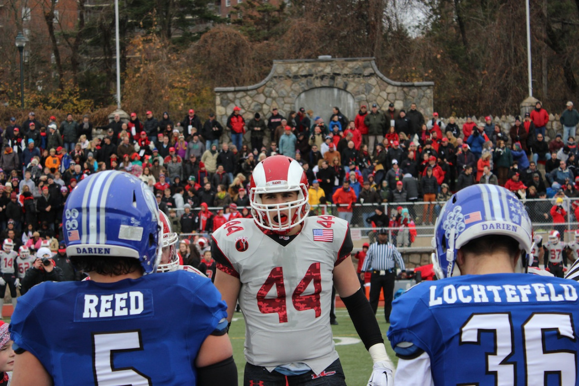 New Canaan and Darien youth football players enjoy New York Giants camp