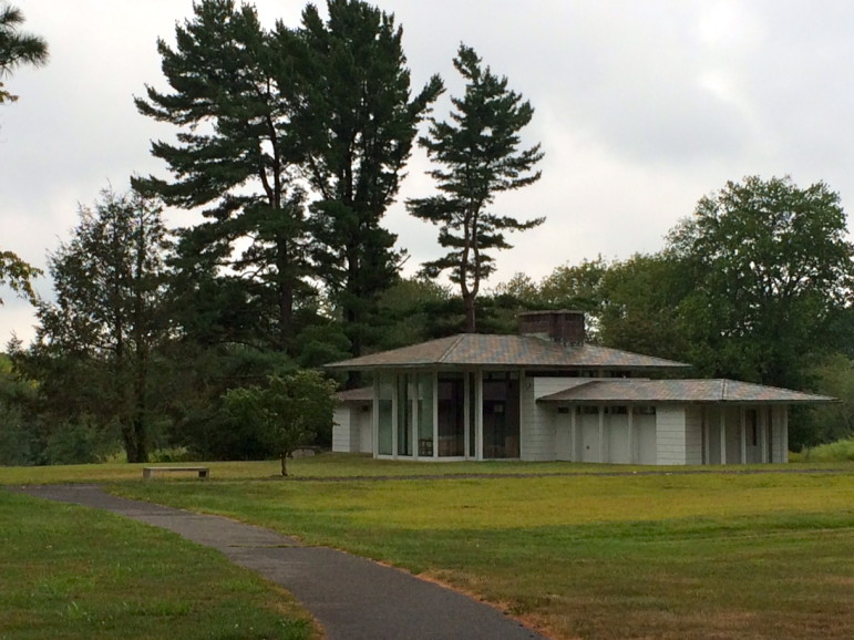 Town To Replace Roof on Historic ‘Gores Pavilion’ in Irwin Park