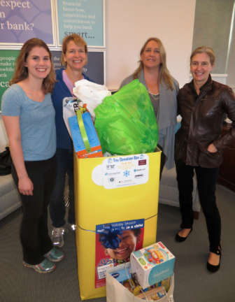 L-R: Caroline Picard and Beth Picard, members of Missions and Outreach Steering Team, Elizabeth Buzzeo, Bankwell’s New Canaan Branch Manager, and Marianna Kilbride, Director of Mission and Outreach Ministries and The Congregational Church of New Canaan. Contributed