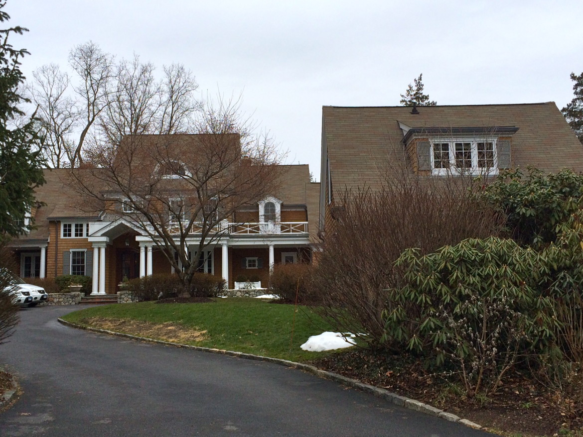 2001 CustomBuilt Home on Brooks Road Sells for 3.3 Million