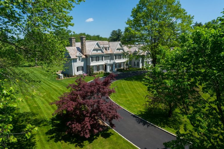 New Construction on Winfield Lane Sells for $4.3 Million | NewCanaanite.com