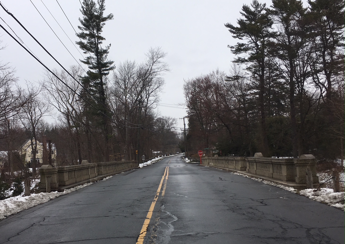 Failing ‘Guide Rails’ on Ponus Ridge, Turner Hill Road To Be Replaced