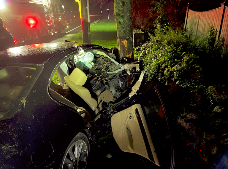 New Canaan Teens Transported to Hospital After Crash on Old Stamford
