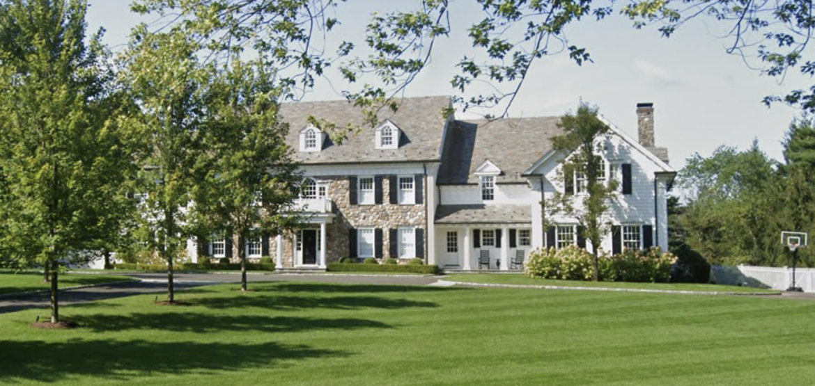 Oenoke Ridge Colonial Sells for 2,755,800