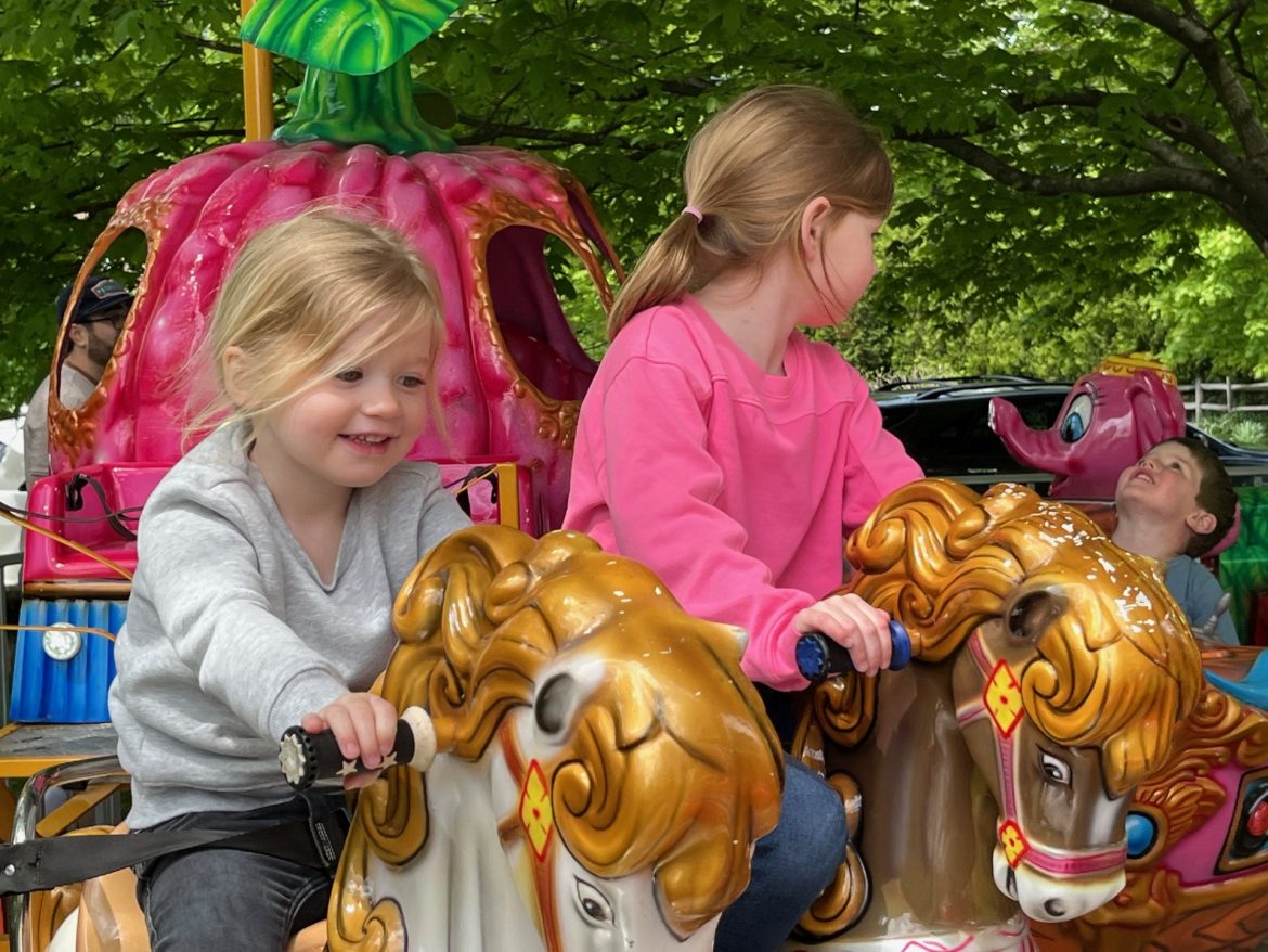 ‘A Wonderful New Canaan Tradition’ May Fair Delights Kids, Families